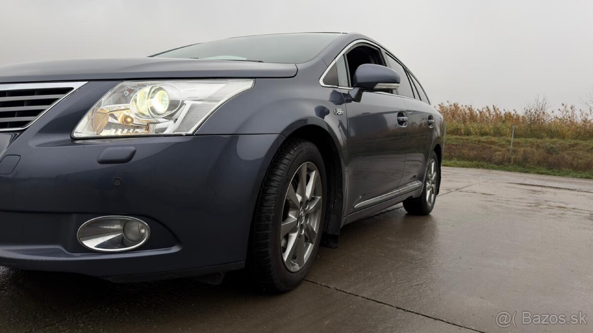 Toyota Avensis 2009 184… km - 11