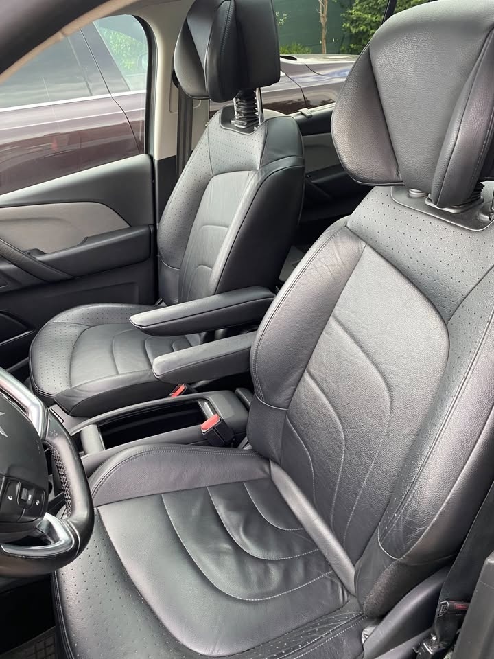 TOP CENA Citroen C4 Picasso Exclusive - 11