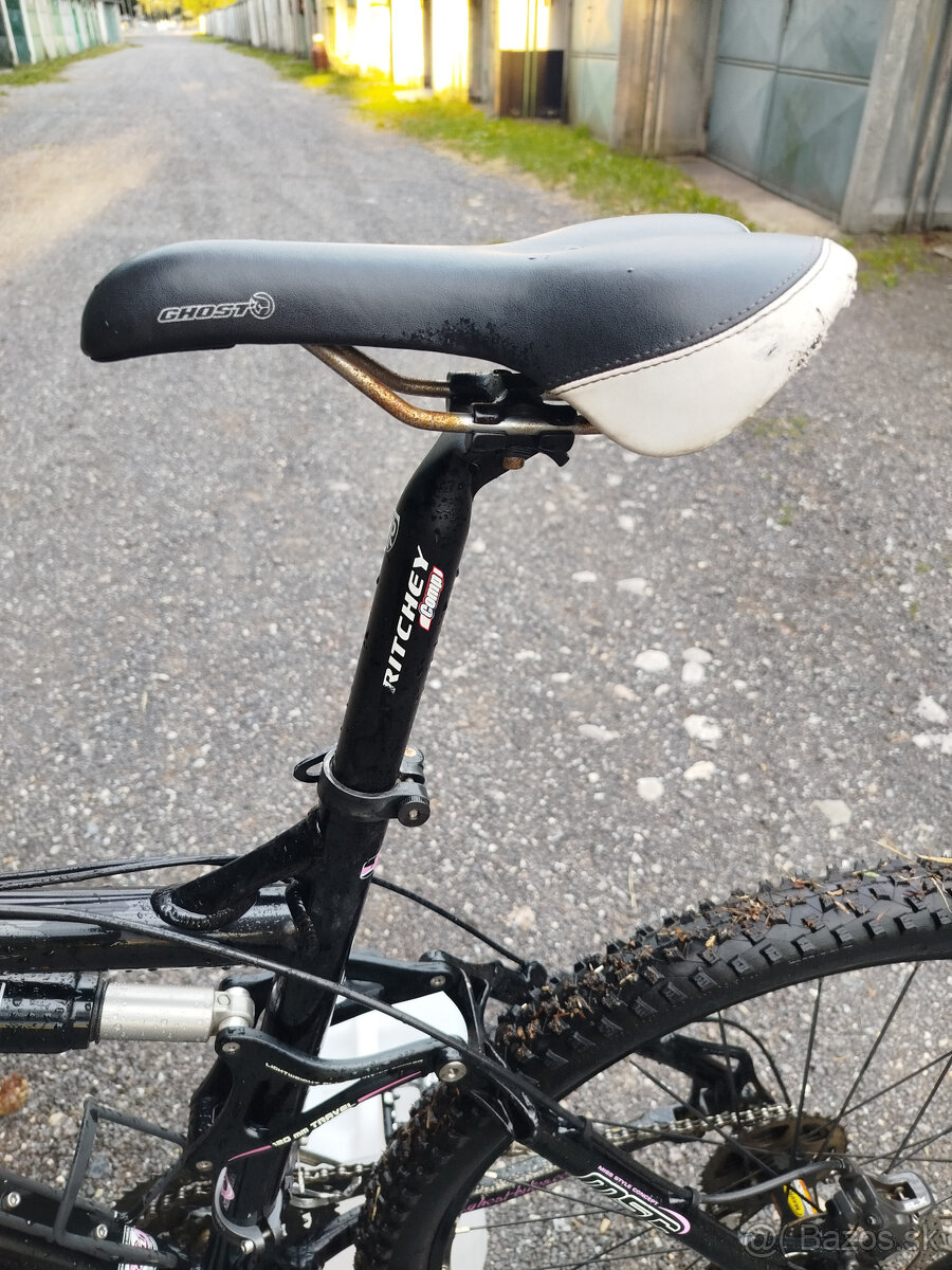 celoodpruzeny Ghost MISS AMR 5700 - 11