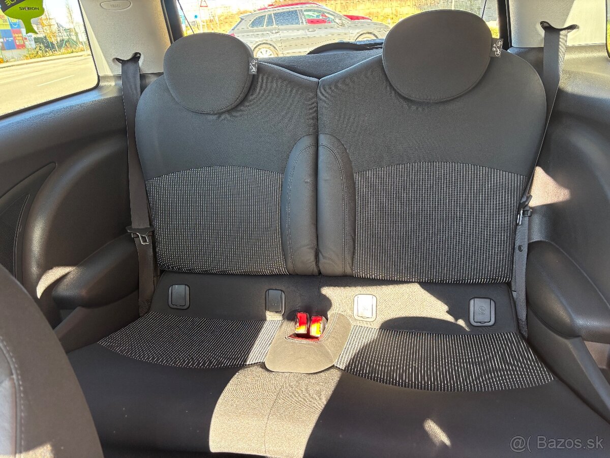 Mini Cooper Sport - 11