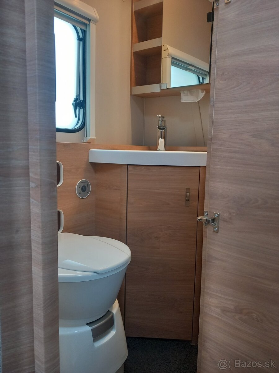 Knaus Sudwind 500 QDK obytný príves - 11