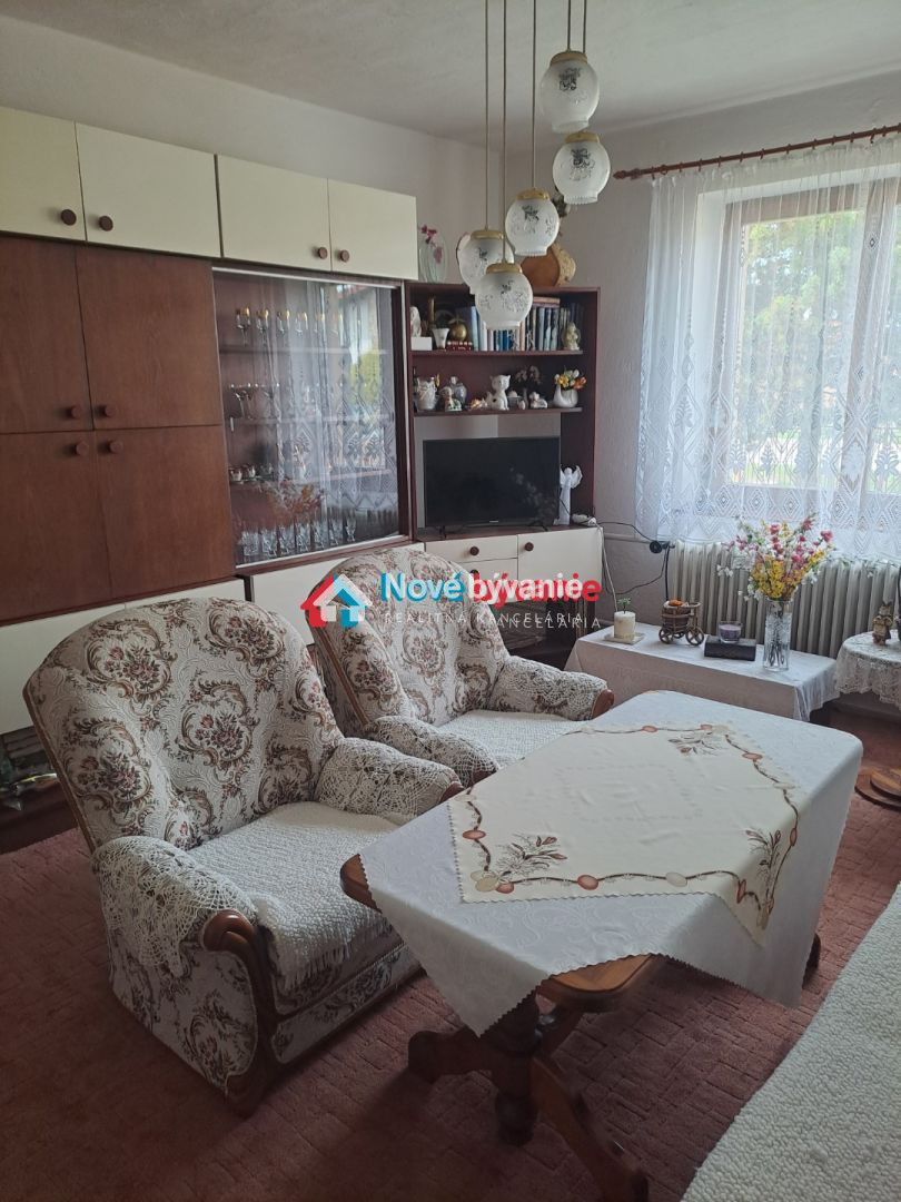 Rodinný dom s veľkým pozemkom v obci Hrabušice, okr. Spišská - 11