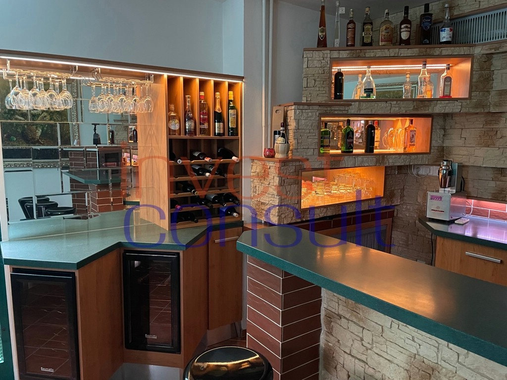 2278 NA PREDAJ V KOMÁRNE KOMPLEX BUDOV - 11