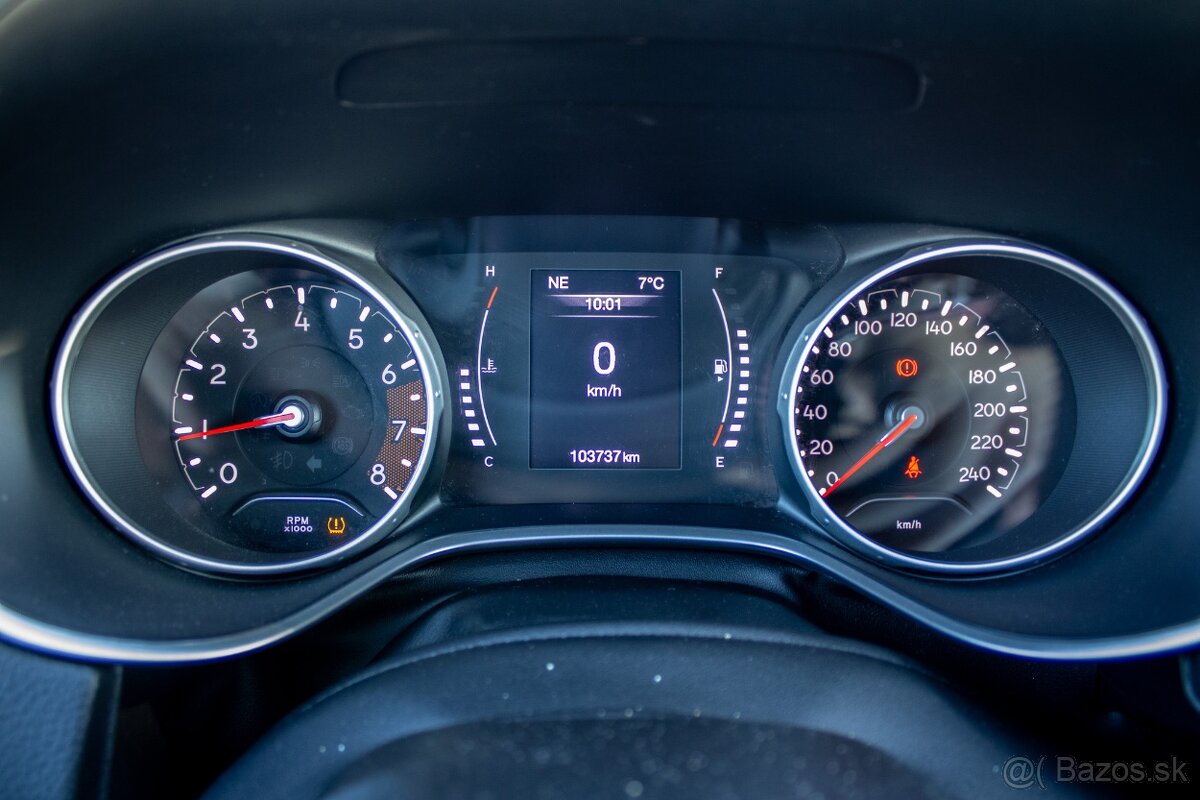 Jeep Compass 1.4L MultiAir - 11