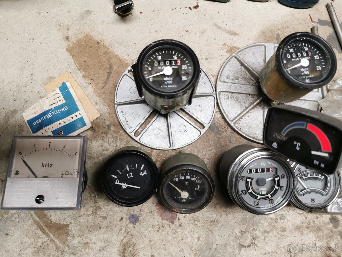 Budíky, palivomér, merač moto hodín, - 11