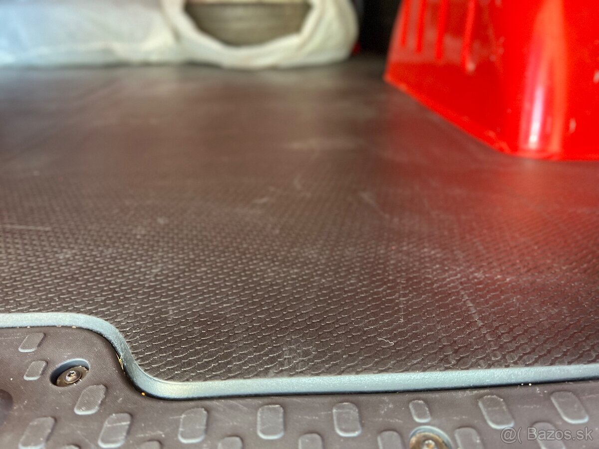 Renault Trafic 42 tis.km | kupované SR - 11