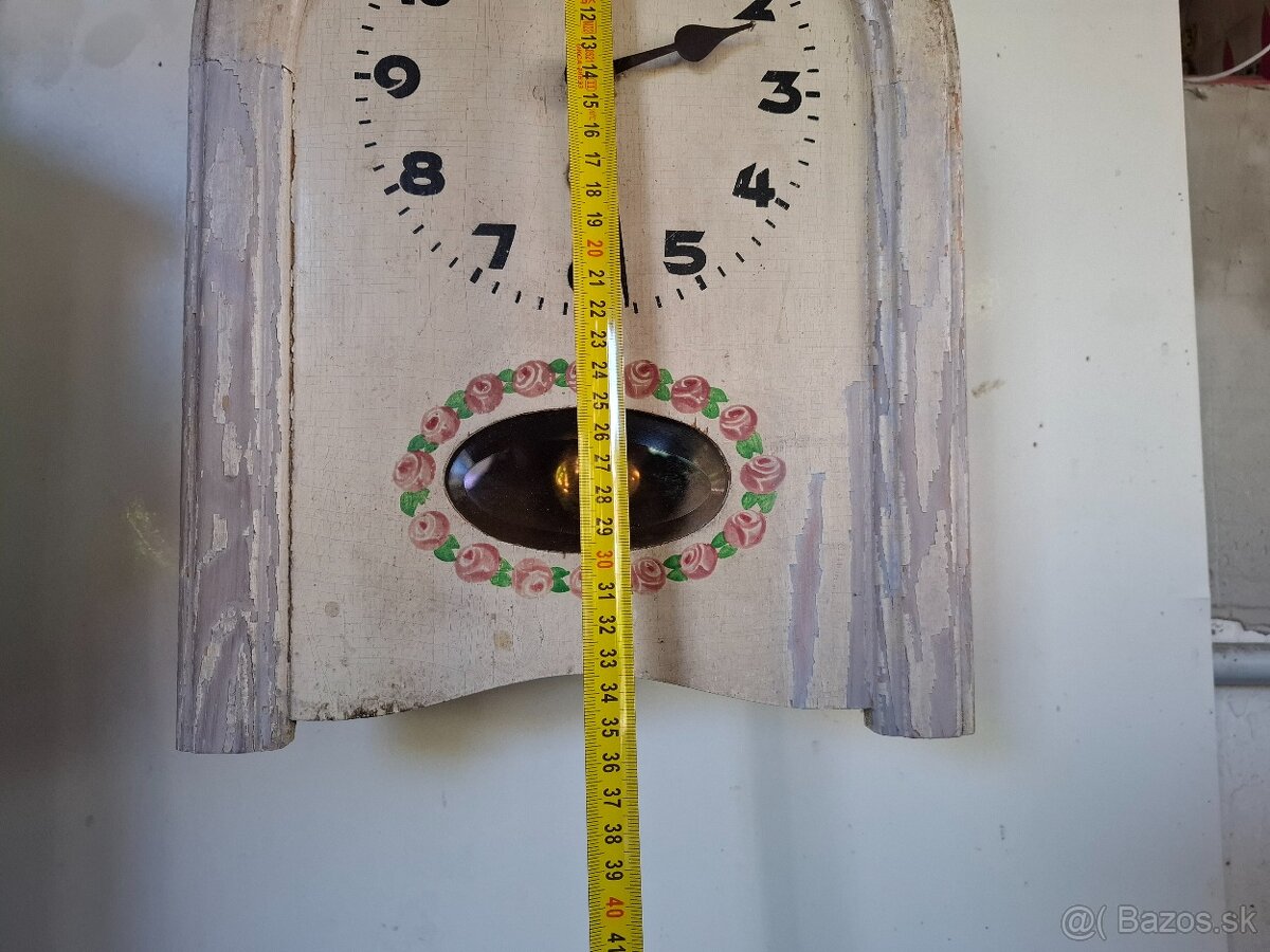 Predám funkčné starožitné kuchynské nástenné hodiny KIENZLE - 11