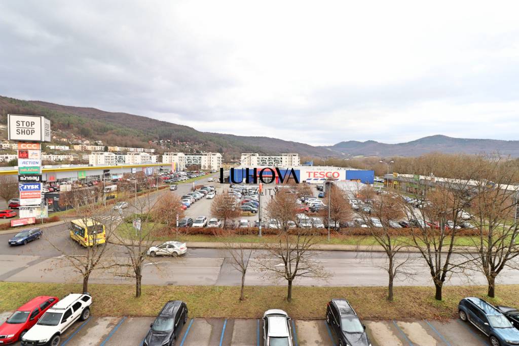 NA PRENÁJOM_ 3-izbový byt – Okružná ulica, Púchov - 11