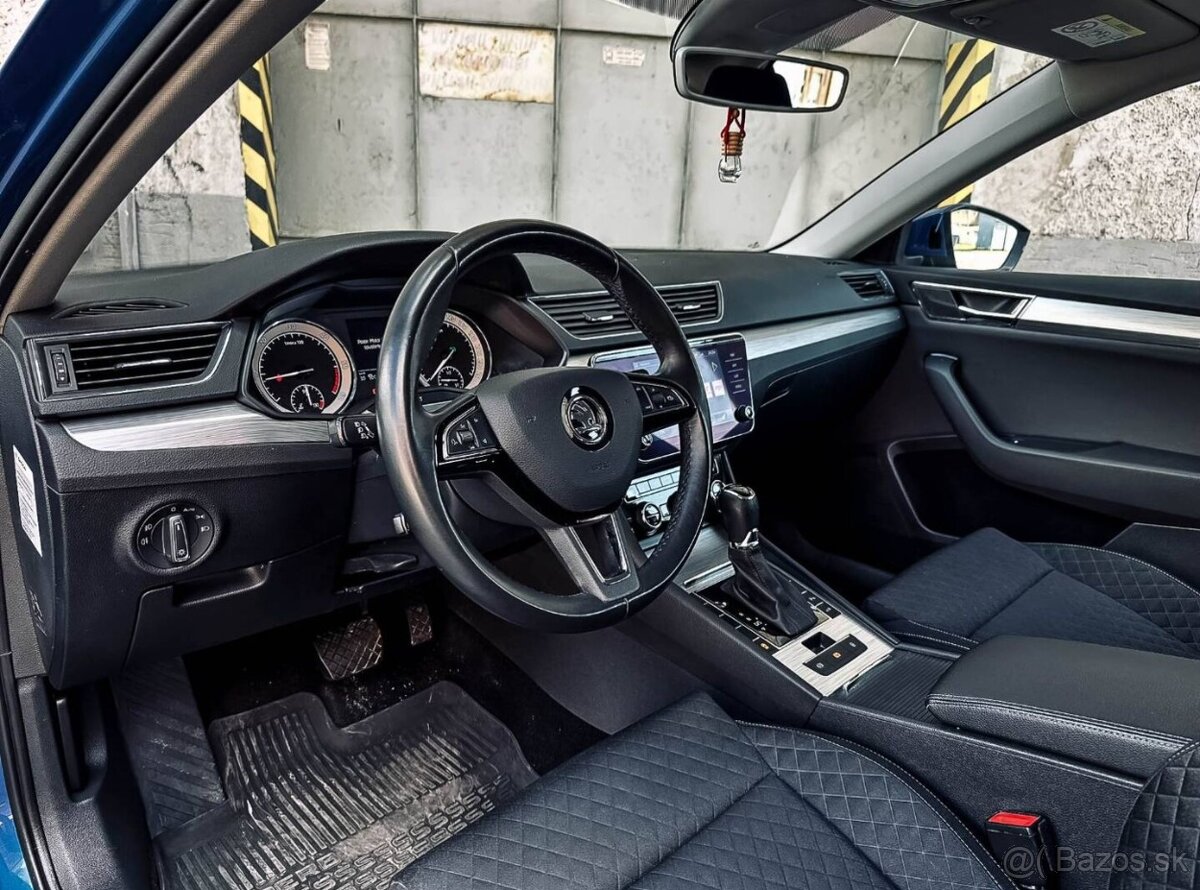 Škoda Superb 2.0 TDI SCR Style DSG - 11