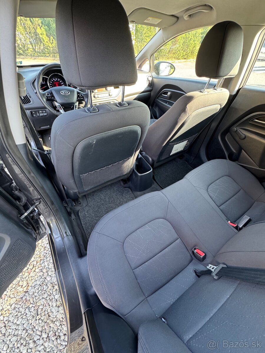 Kia Rio 1.1 CRDi LX - 11