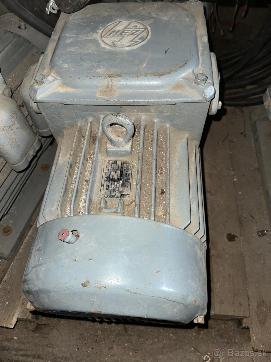 Priemyselné elektromotory - 1 - 11