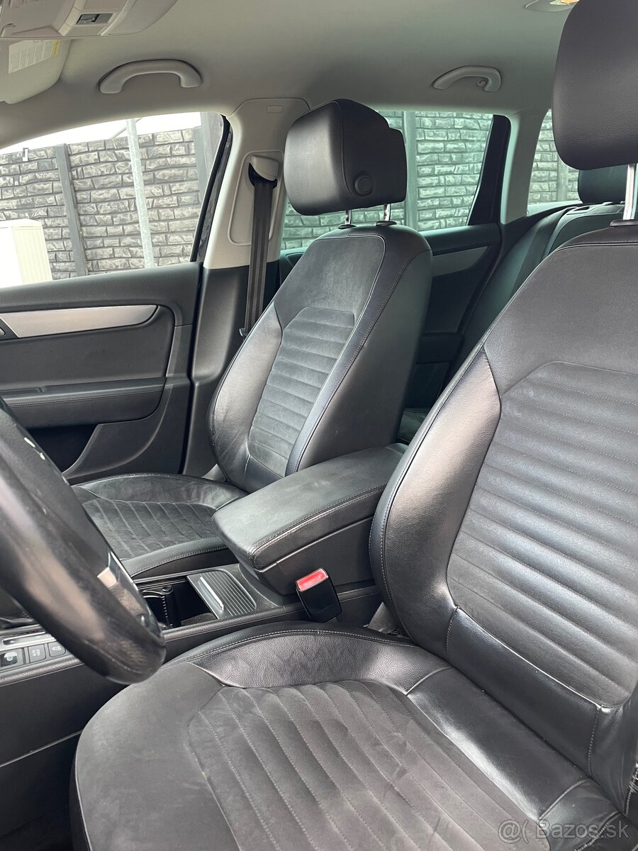 Volkswagen Passat 2.0TDI 125kw DSG Alcantara - 11