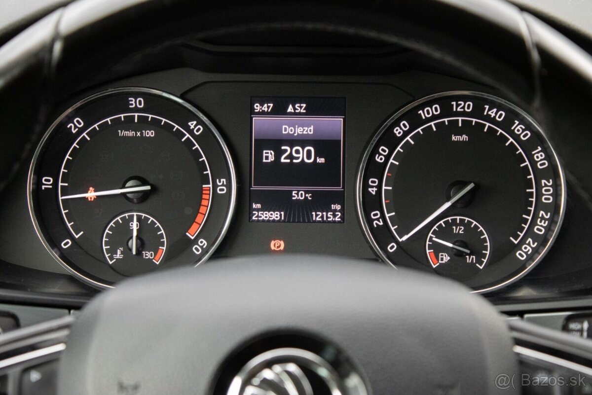 Škoda Superb Combi 1.6 TDI Ambition - 11