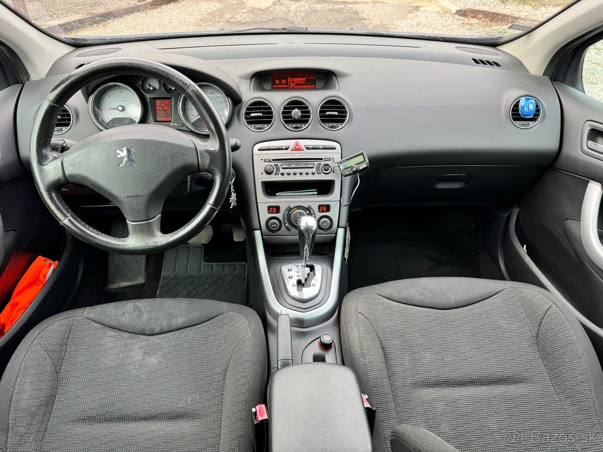 Peugeot 308 combi Automat 7 miest. - 11