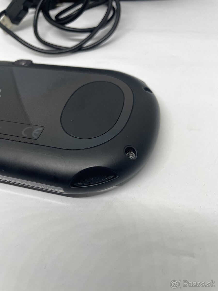 PS Vita PCH-2004 LCD verzia - 11