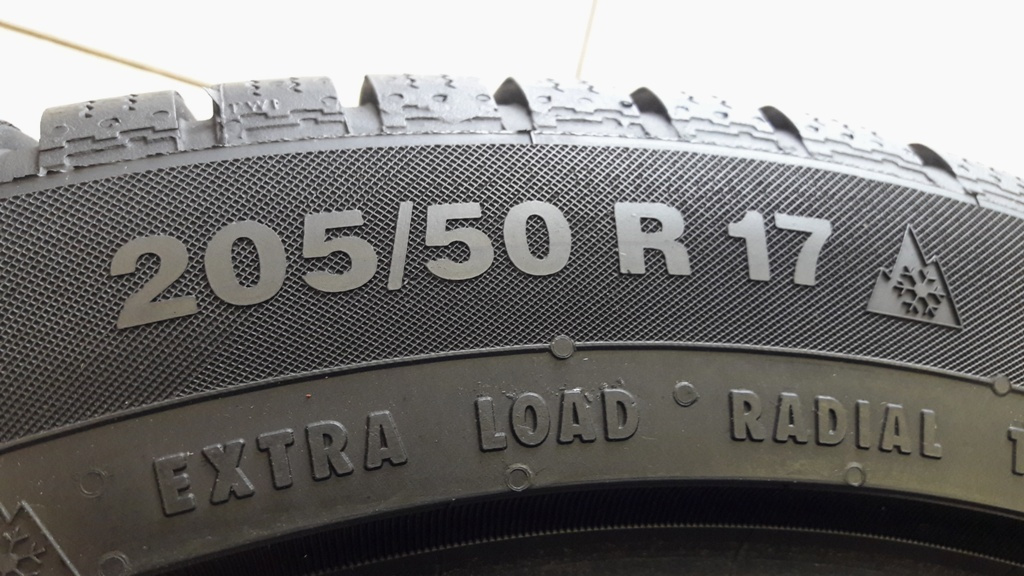 205/50R17 Zimné pneu Continental - 11
