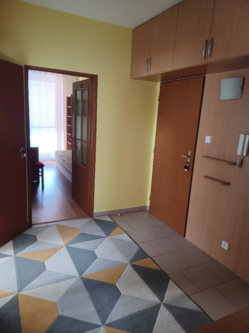 Slnečný 2 izb. byt - prerobený na 3 izbový - Žilina, Hájik.. - 11