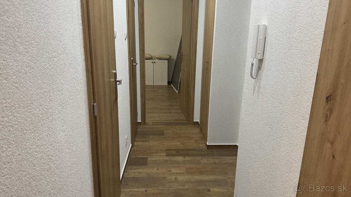 TOP PONUKA - Na predaj: 2i byt po rekonštrukcii Valaská - 11