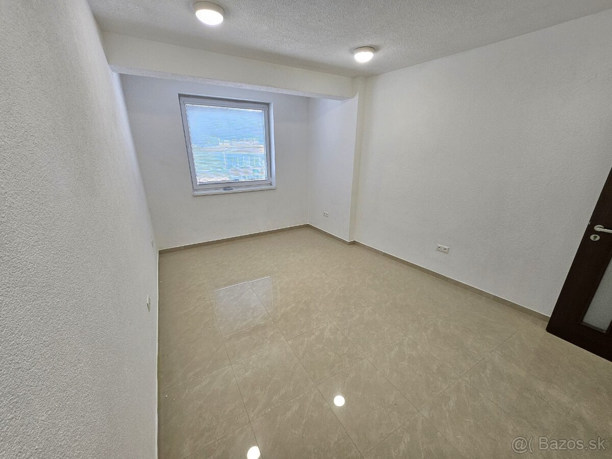 Slnečný 3-izbový byt - 11