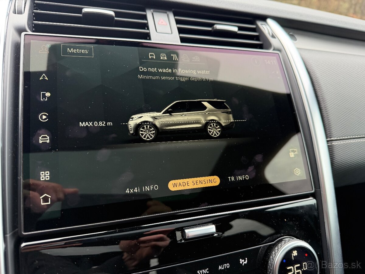 Land Rover Discovery 3.0 HSE - 11