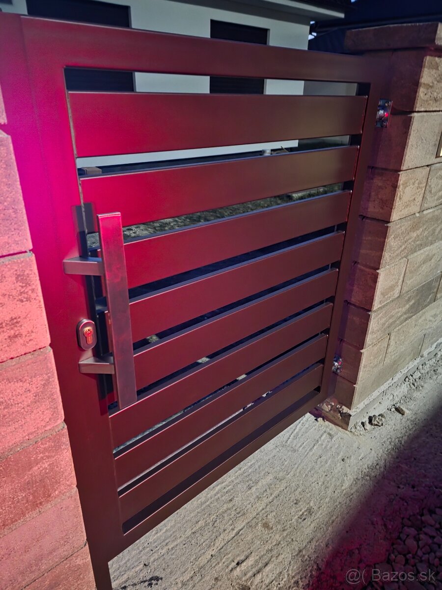 Kovovýroba, zámočnícke práce, brány, zábradlia - 11