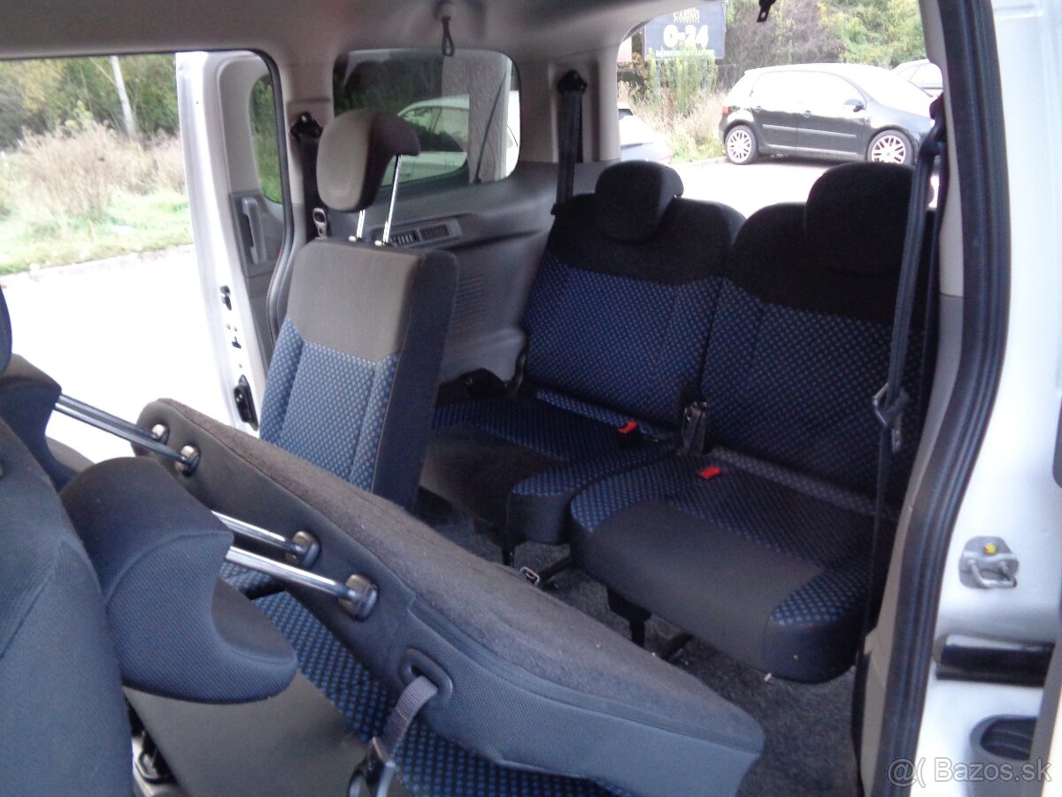 Nissan NV200 1.5 dCi 110k Acenta 7-Miestne - 11