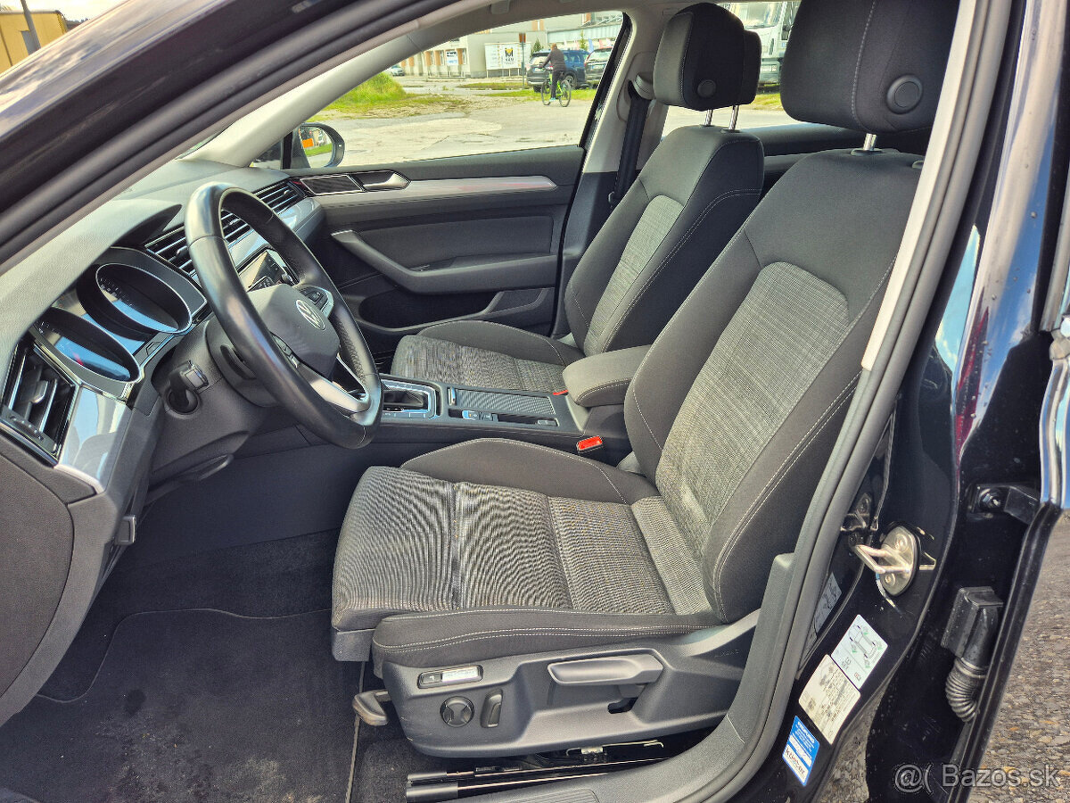 Volkswagen Passat Variant 2.0 TDI EVO Business DSG, 1.majite - 11