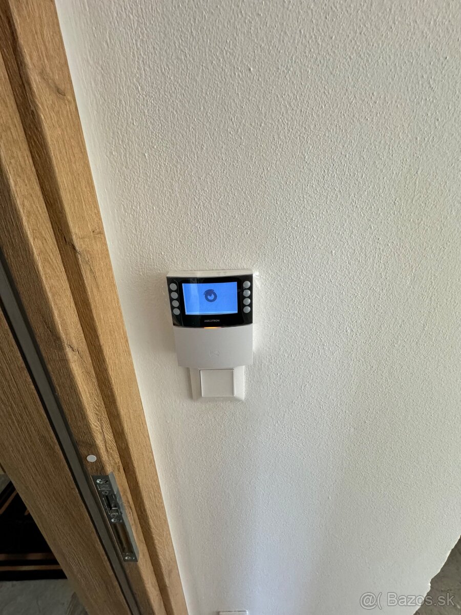 TOP PONUKA: Luxusný 4-izbový apartmán priamo na svahu 🏔️✨ - 11