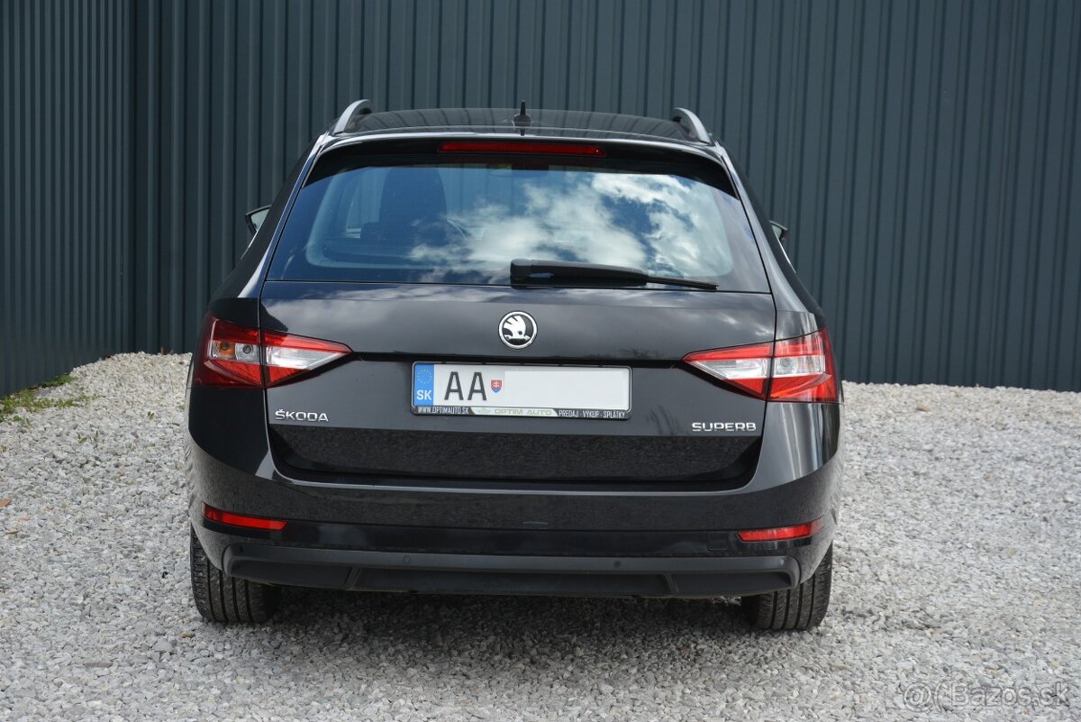 Škoda Superb Combi 2.00 TDI DSG STyle - 11