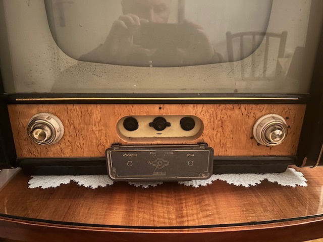 Predám historický televízor Tesla4203A Athos - 11