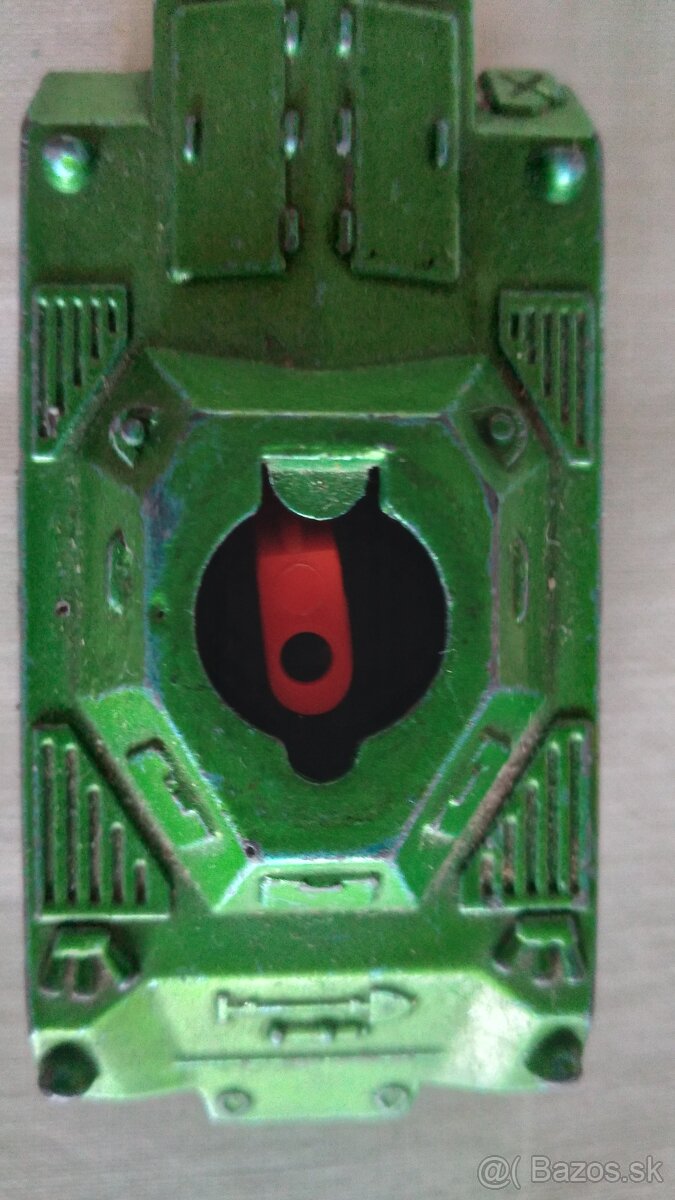 Predám zúbkované nožnice,kravaty,látky zo socializmu - 11