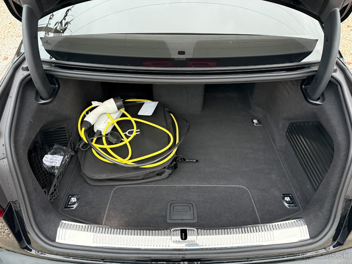 Audi A8 60 TFSI e L Quattro S-line Exclusive Full vybava, TV - 11