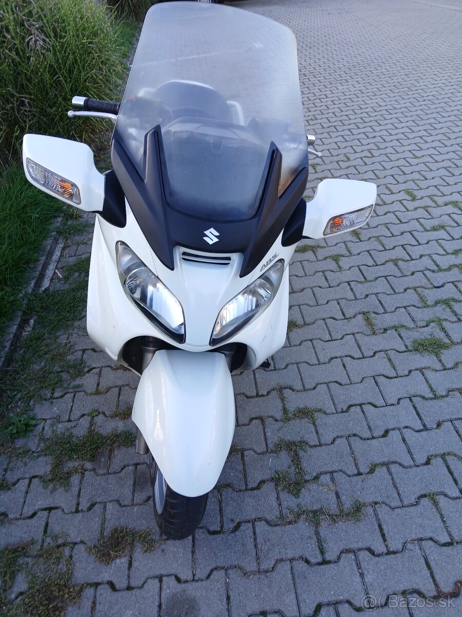 Suzuki AN 650 Burgman - 11