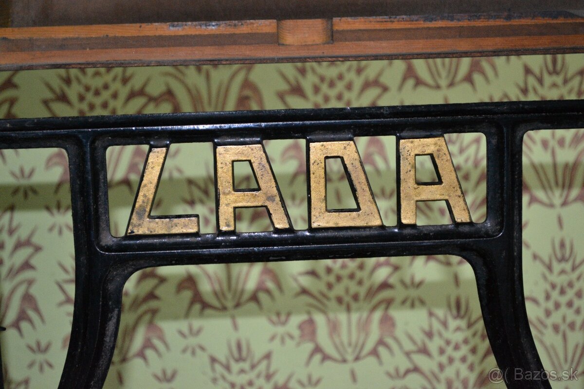 Šijací stroj Lada - Ponořovací 77-11a, rok 1938 + DOKLADY - 11