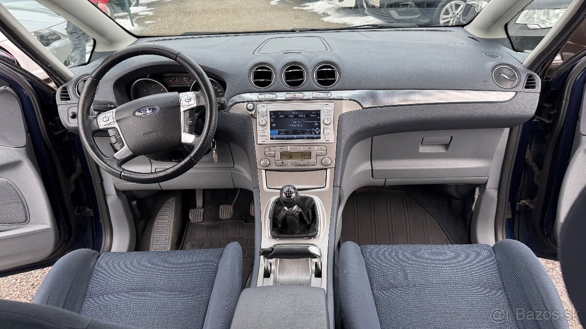 Ford S-Max 2.0 TDCi Trend - 11