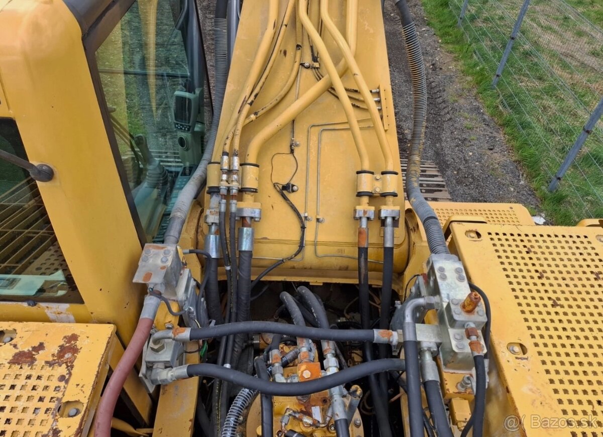 Caterpillar 330CDL - 11