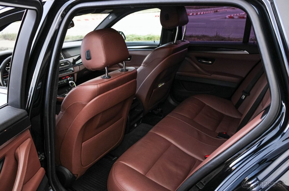BMW Rad 5 Touring 520d xDrive - 11