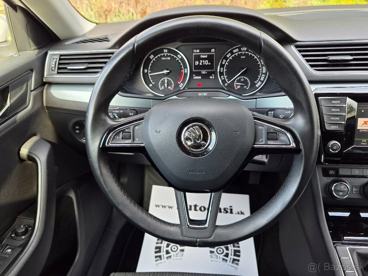 Škoda Superb Combi 1.6 TDI Ambition - 11