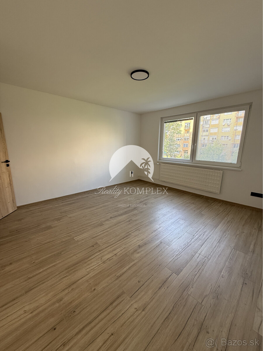 Reality KOMPLEX s.r.o. Vám ponúka kompletne zrekonštruovaný - 11