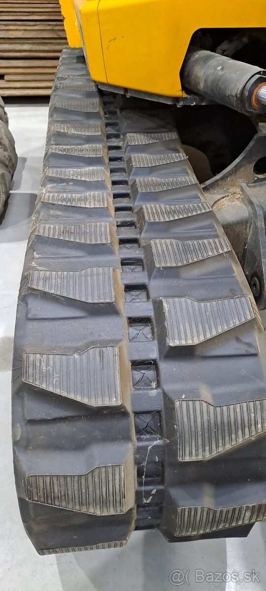 Minibagr JCB 57C-1, r.v. 2020, 1573 mth, nové pásy - 11