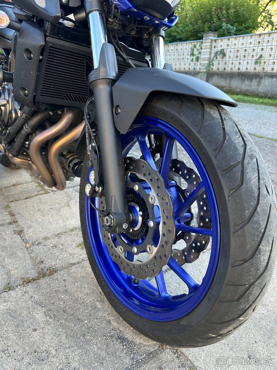 Yamaha MT-07 - 11