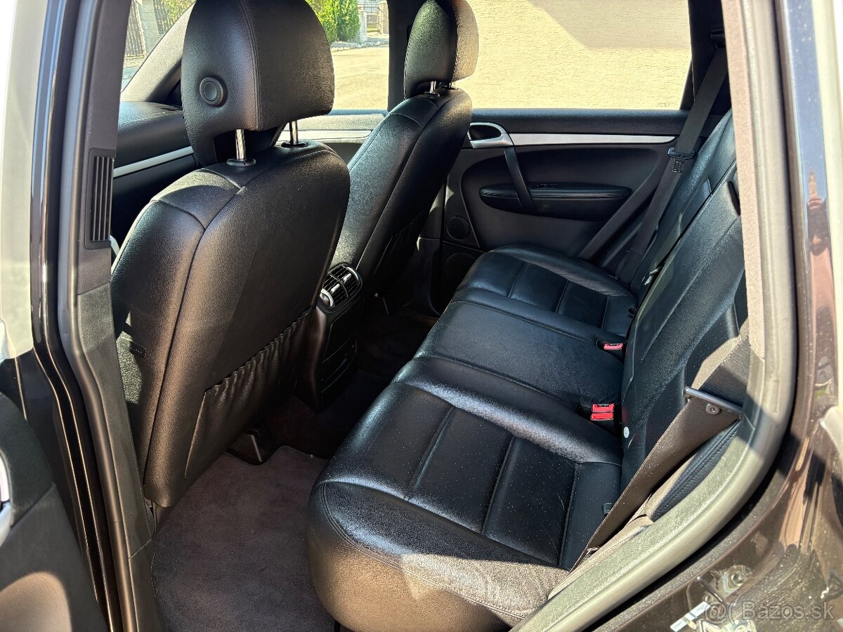 Porsche Cayenne 3,6 - 11