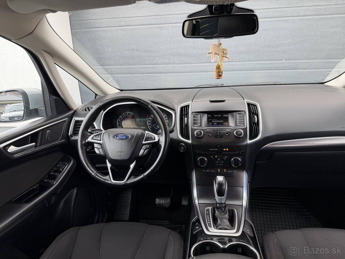 Ford S-Max 2.0 TDCi 110kw A/T Titanium - 11