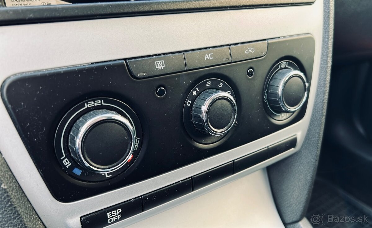 Škoda Octavia 2 facelift 1.6MPI 75kw - 11