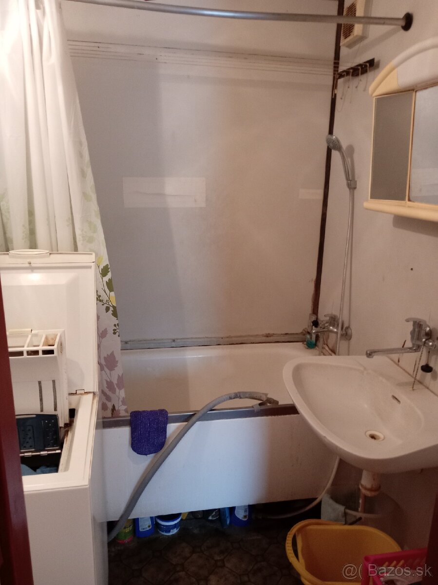 Predáme veľký 3i.byt 78m2 - 11