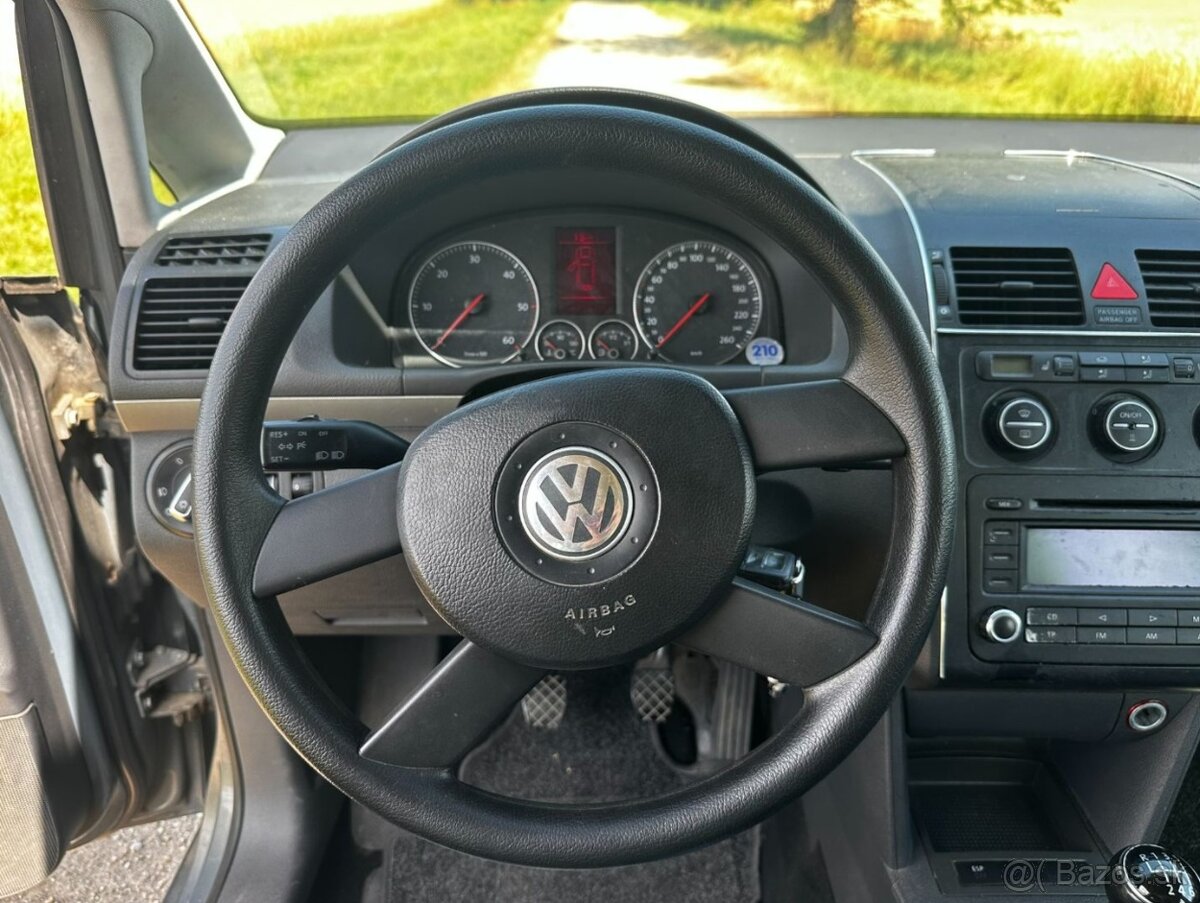 Volkswagen Touran 2.0 TDI - 11