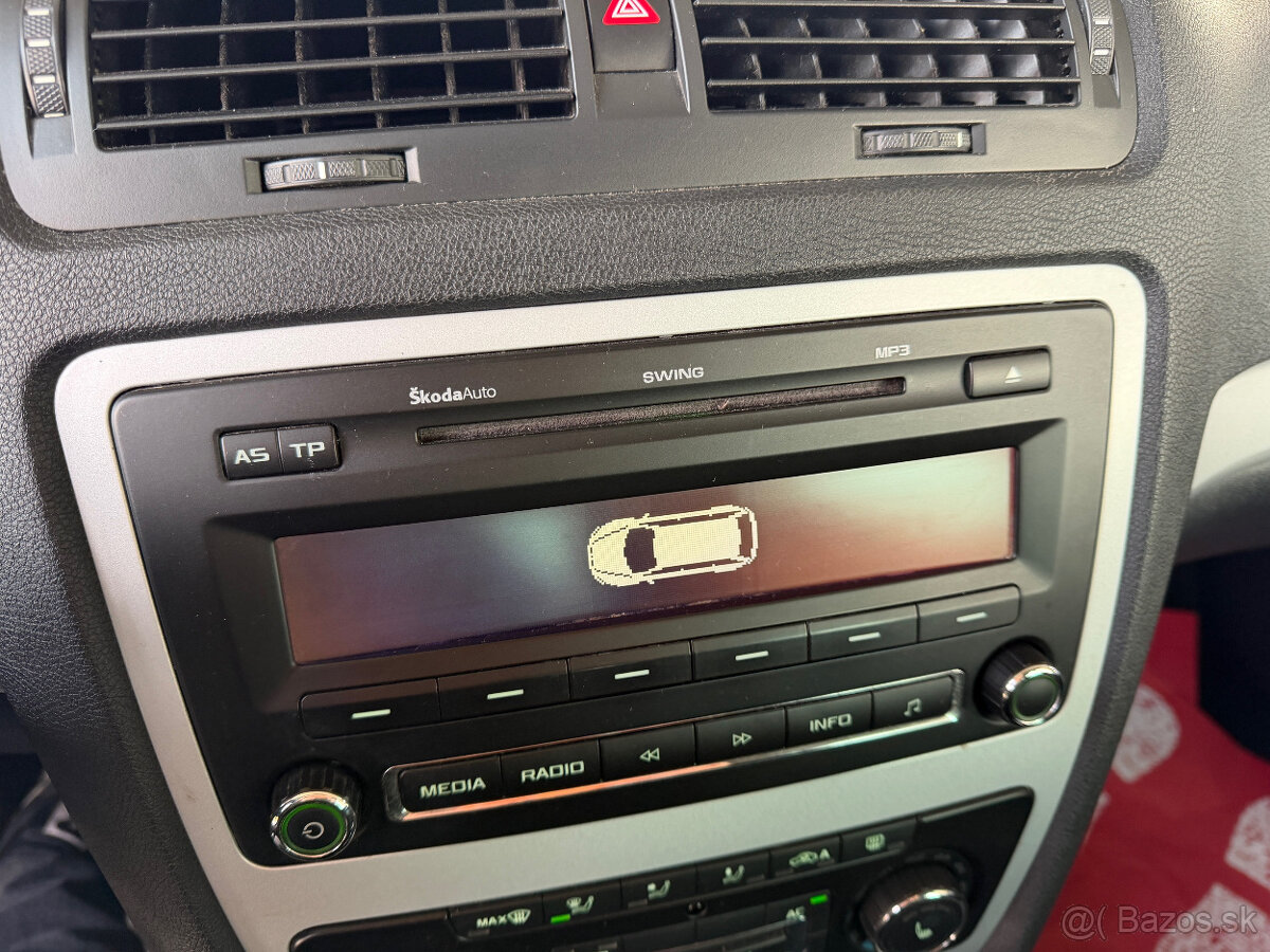 Škoda Octavia Combi 1.6 TDI CR DPF Ambiente 177.000 km - 11