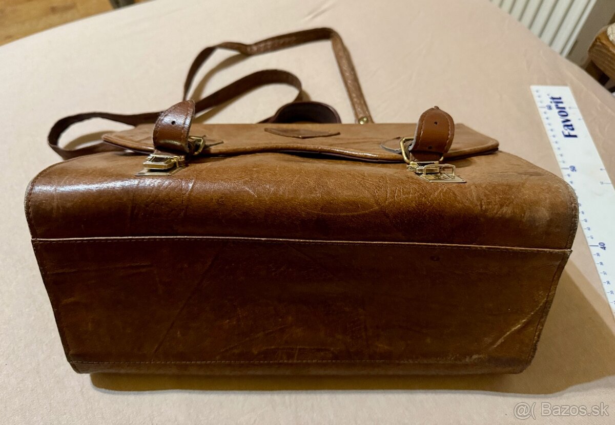 DARUJEM koženú tašku - 11