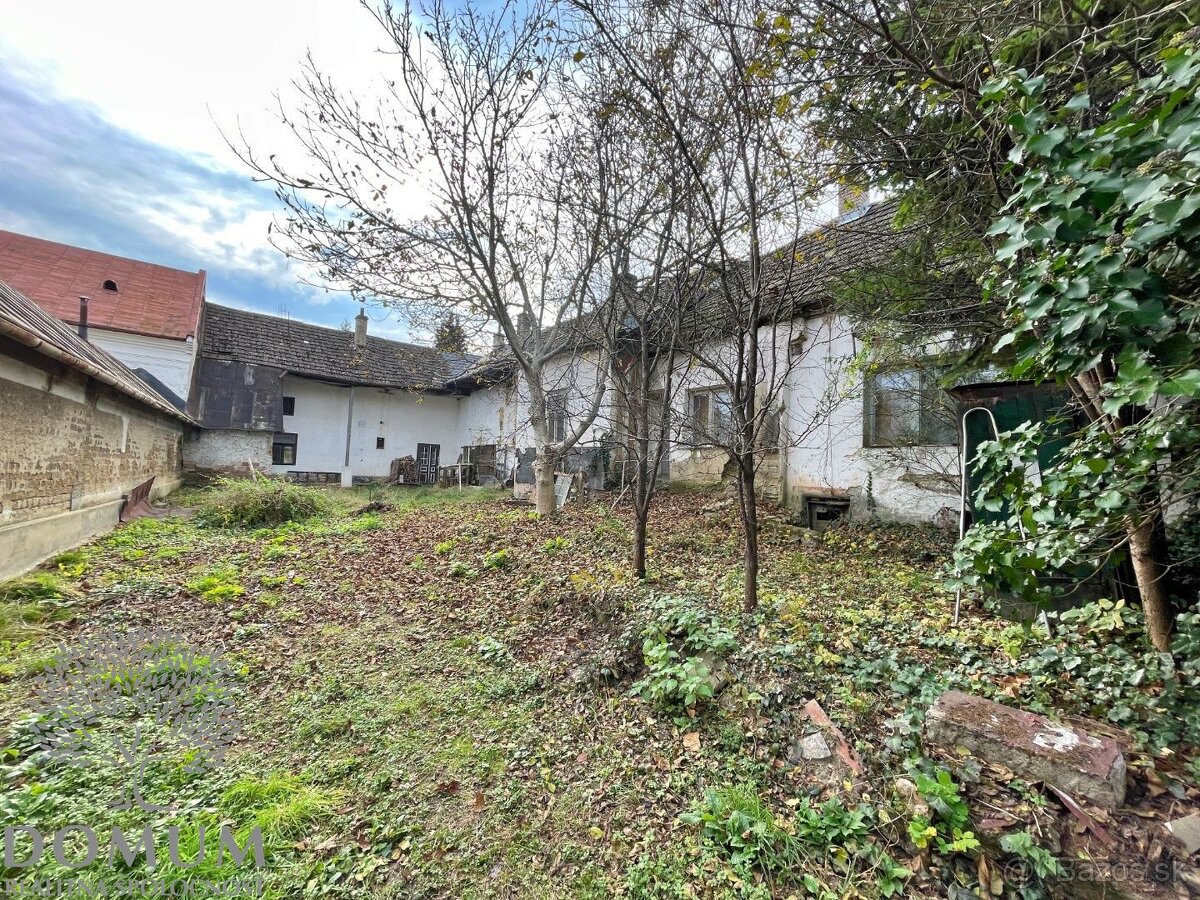 Vidiecke chalupy pod Javorinou z 19 storočia v obci Cetuna - 11