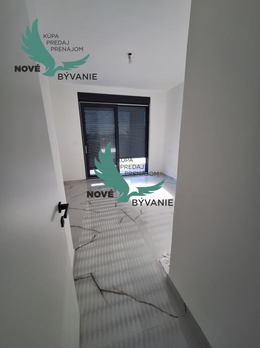 Na predaj novostavba - dvojpodlažný apartmán s výhľadom na m - 11